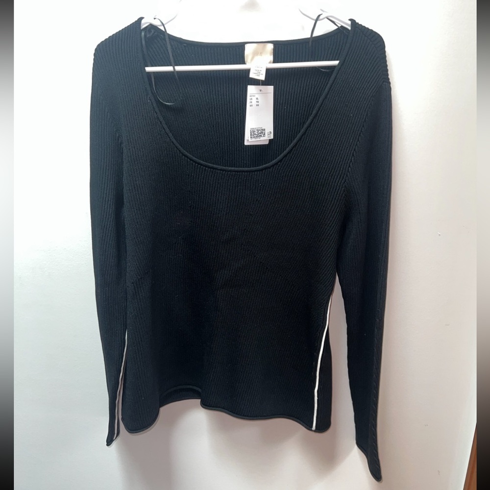H&M Black Ribbed Long Sleeve Sweater with White Side Stripes size XL